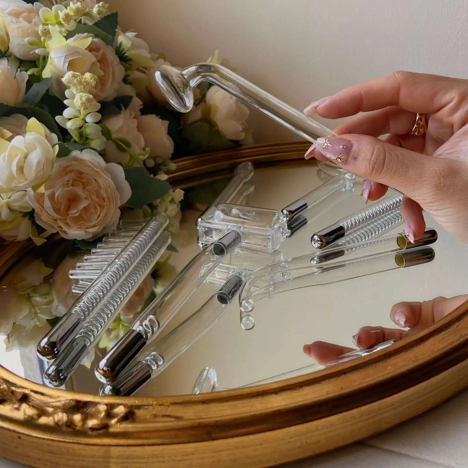 Électrodes haute fréquence LumiFréquence tenues en main, compatibles argon et néon